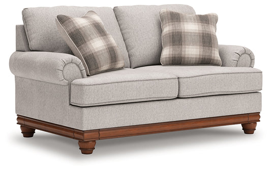 Clearbrooke Loveseat