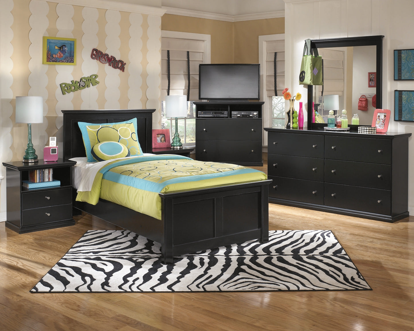 Maribel Six Drawer Dresser - Discount Furniture Connection