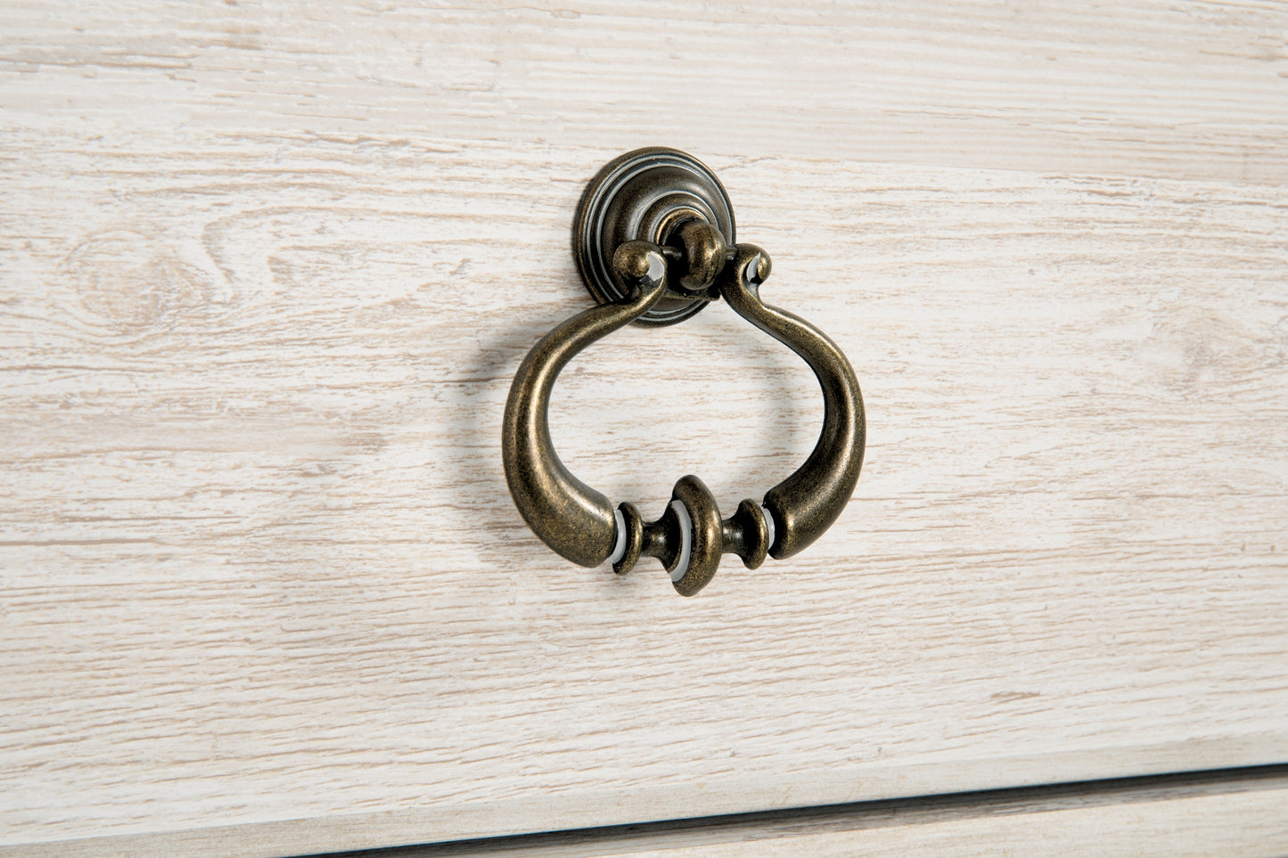 Willowton Six Drawer Dresser - Discount Furniture Connection