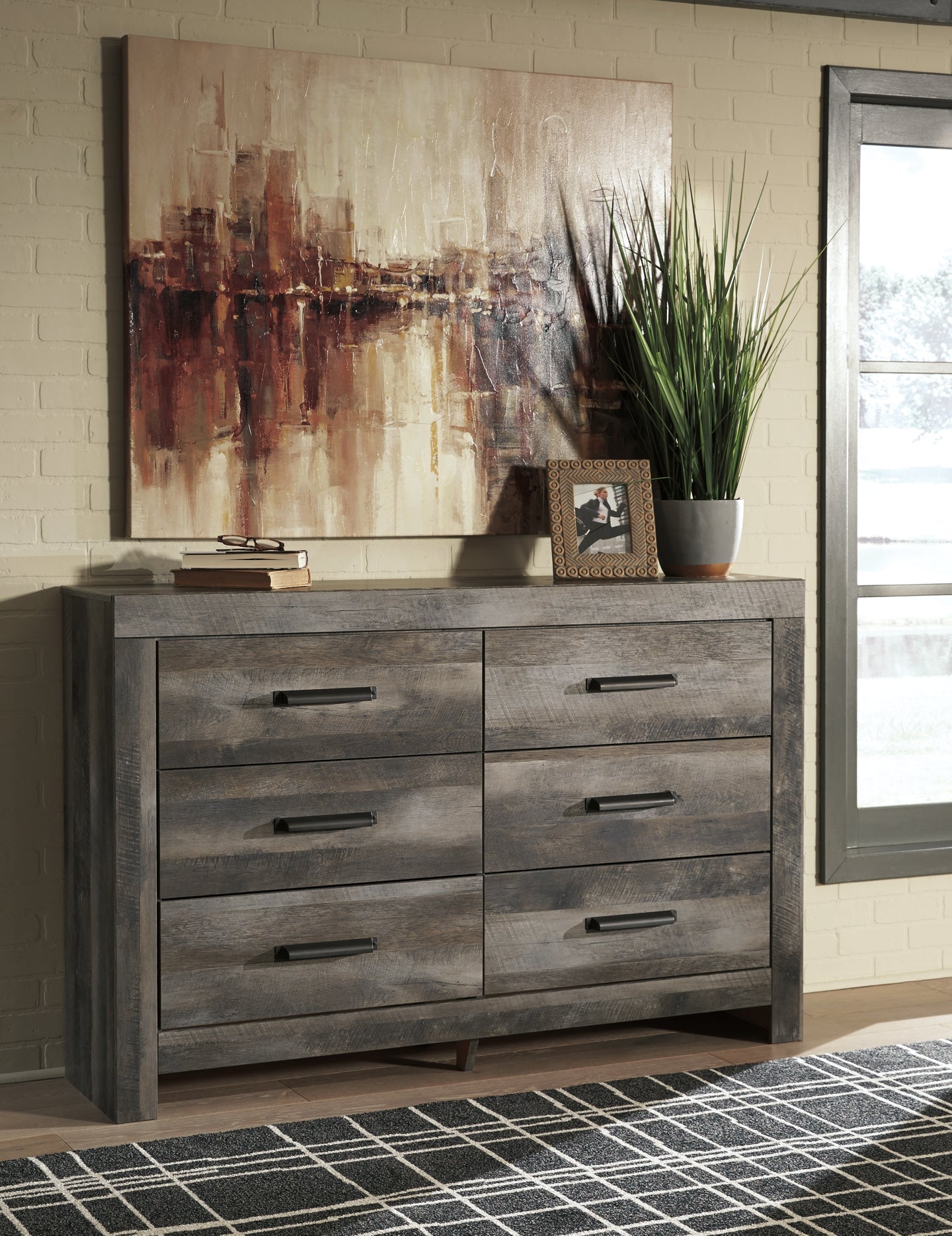 Wynnlow Six Drawer Dresser - Discount Furniture Connection