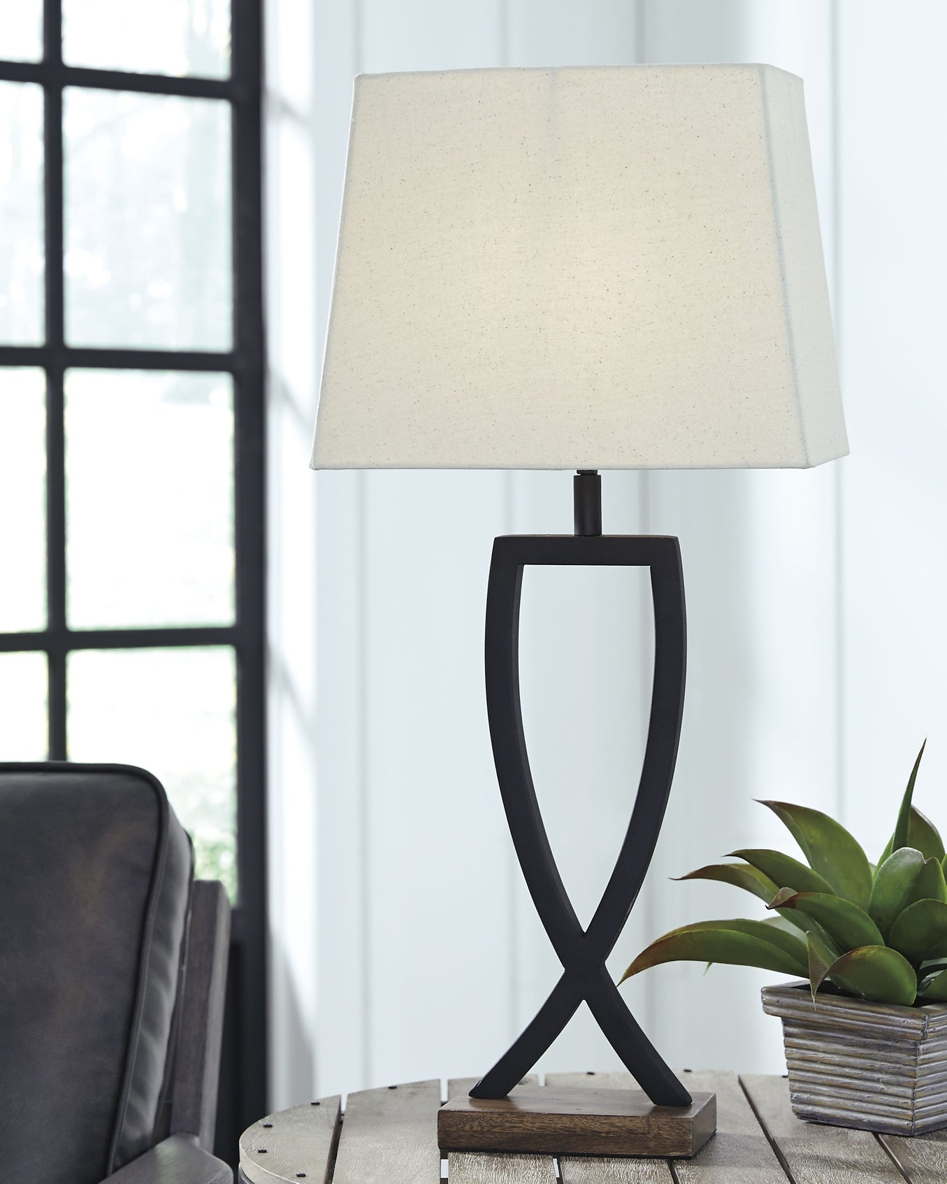 Makara Metal Table Lamp (2/CN) - Discount Furniture Connection