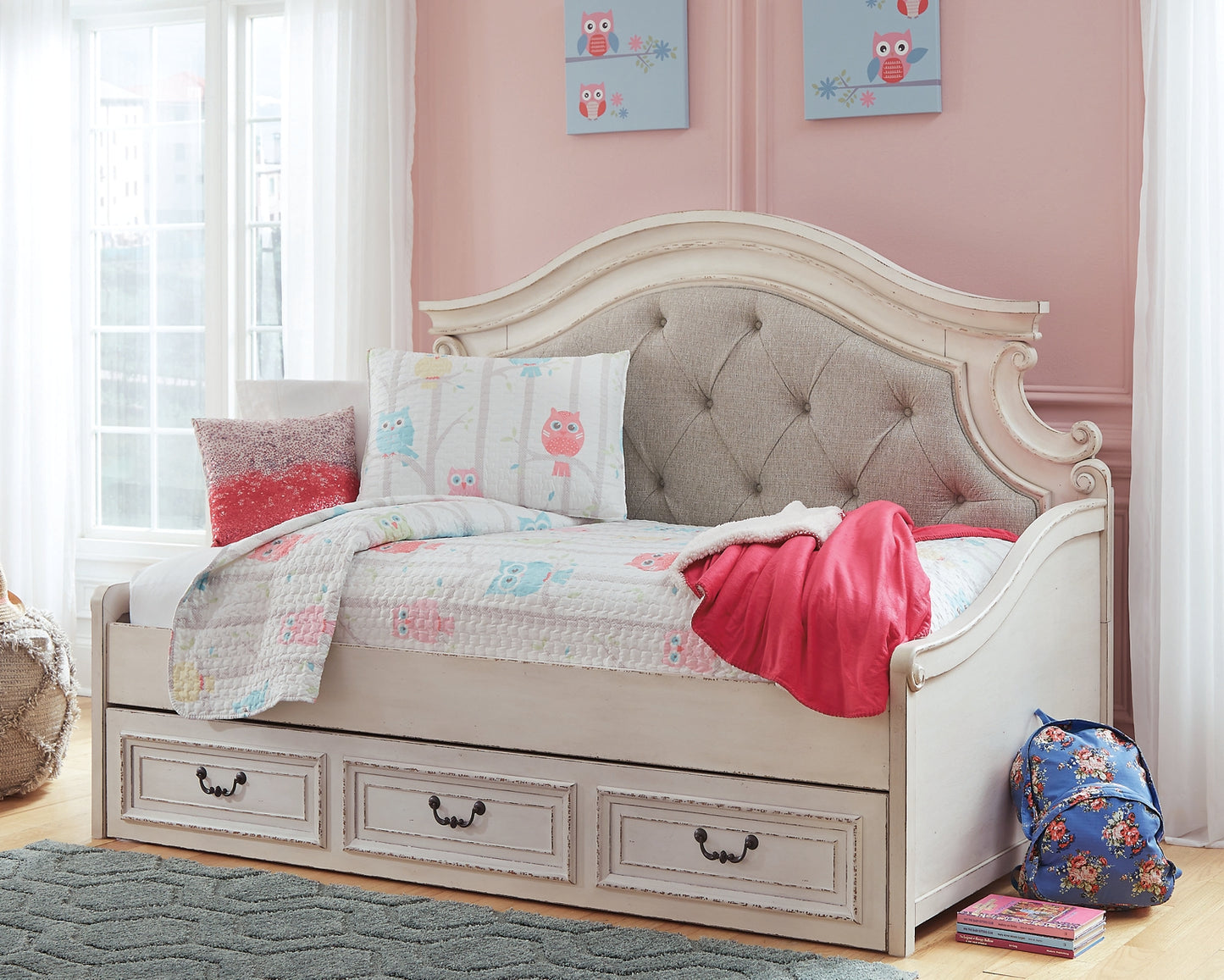 Realyn Twin Day Bed with 1 Large Storage Drawer - Discount Furniture Connection