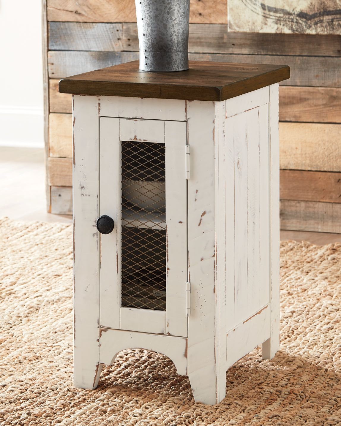 Wystfield Chair Side End Table - Discount Furniture Connection