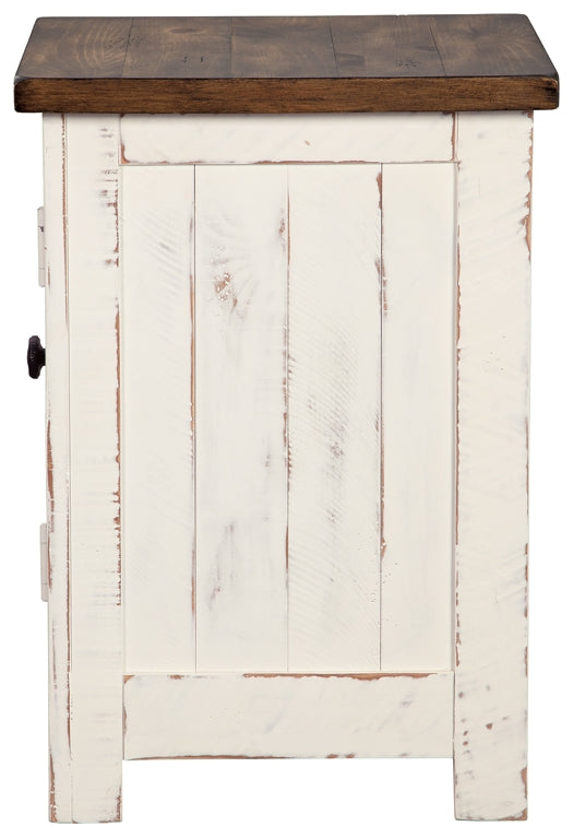 Wystfield Chair Side End Table - Discount Furniture Connection