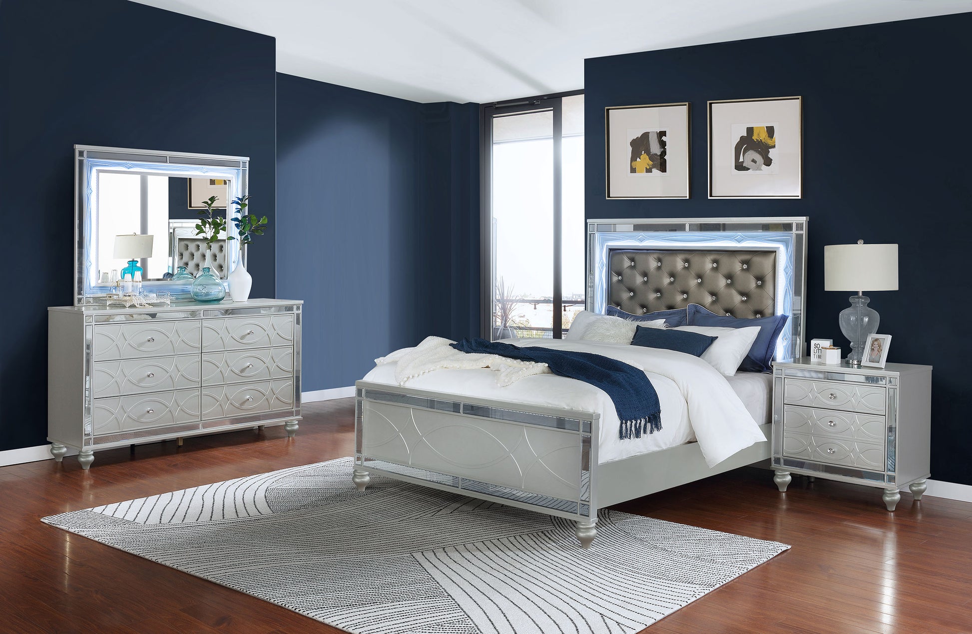 Gunnison 4-piece Queen Bedroom Set Silver Metallic - Discount Furniture Connection