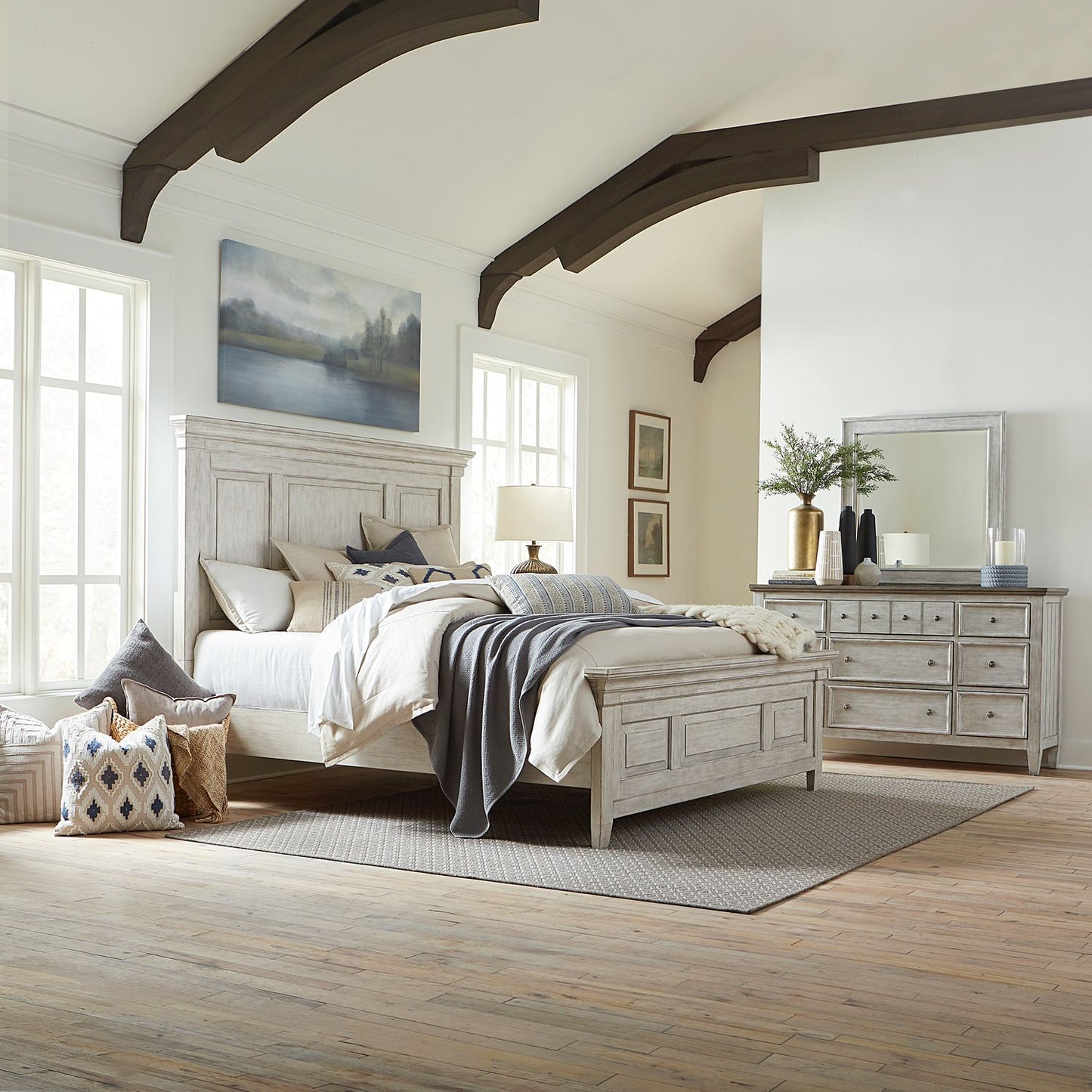King California Panel Bed, Dresser & Mirror