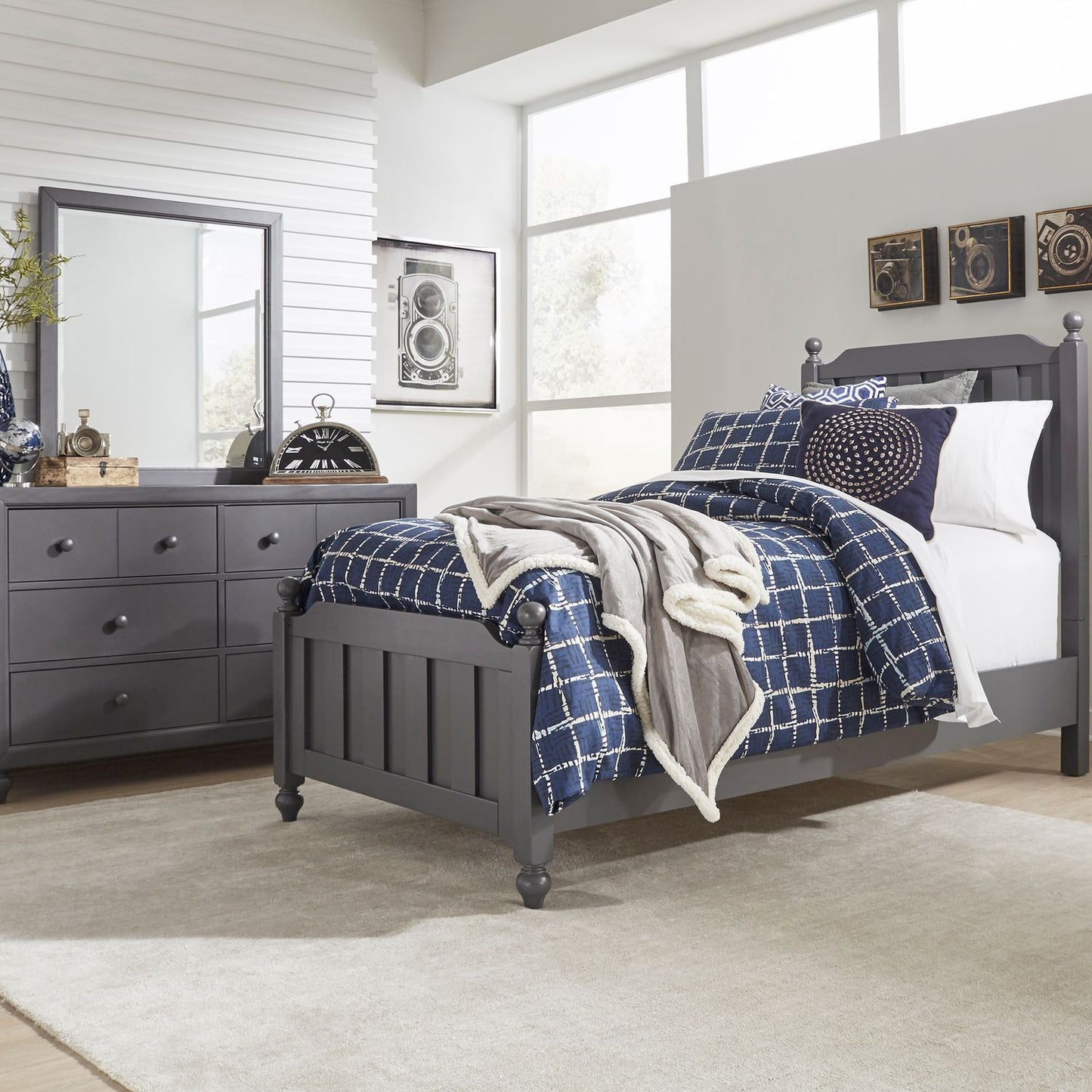 Full Panel Bed, Dresser & Mirror