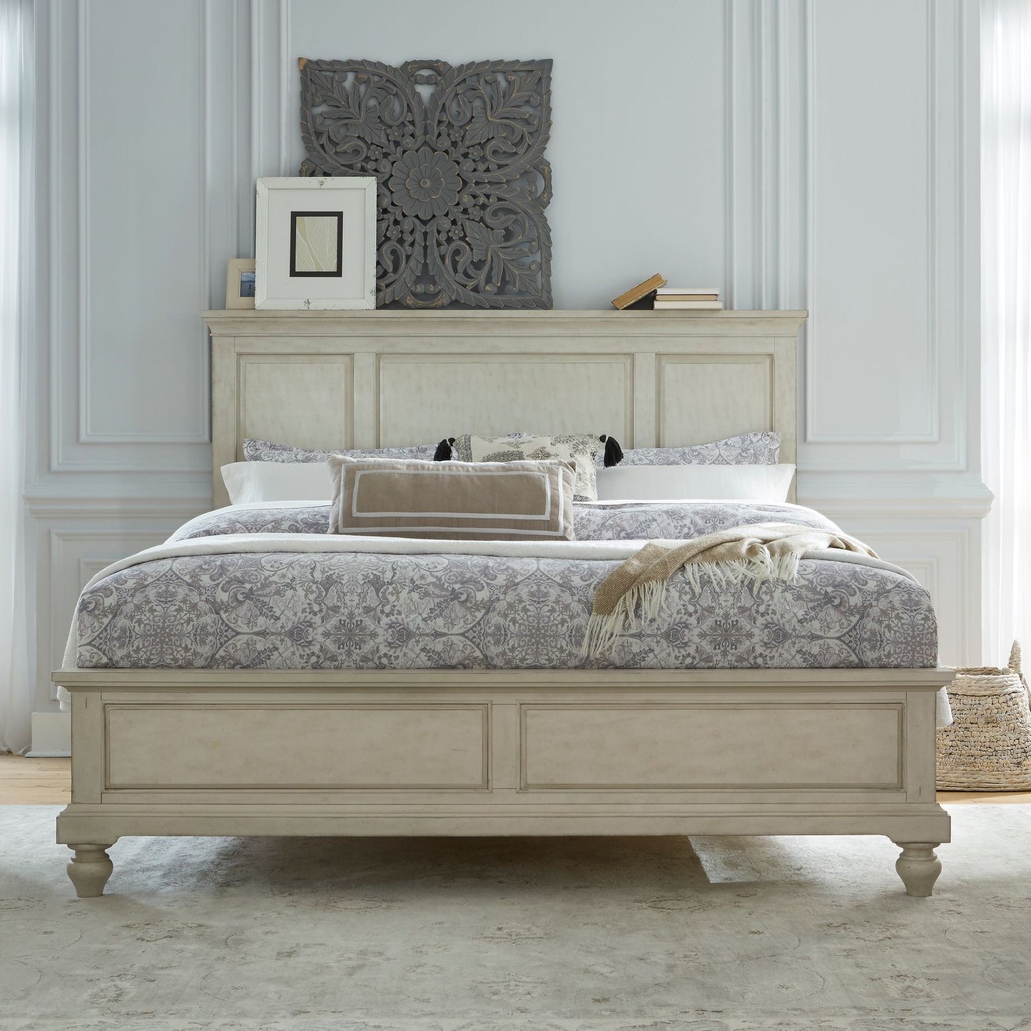 High Country - Queen Panel Bed