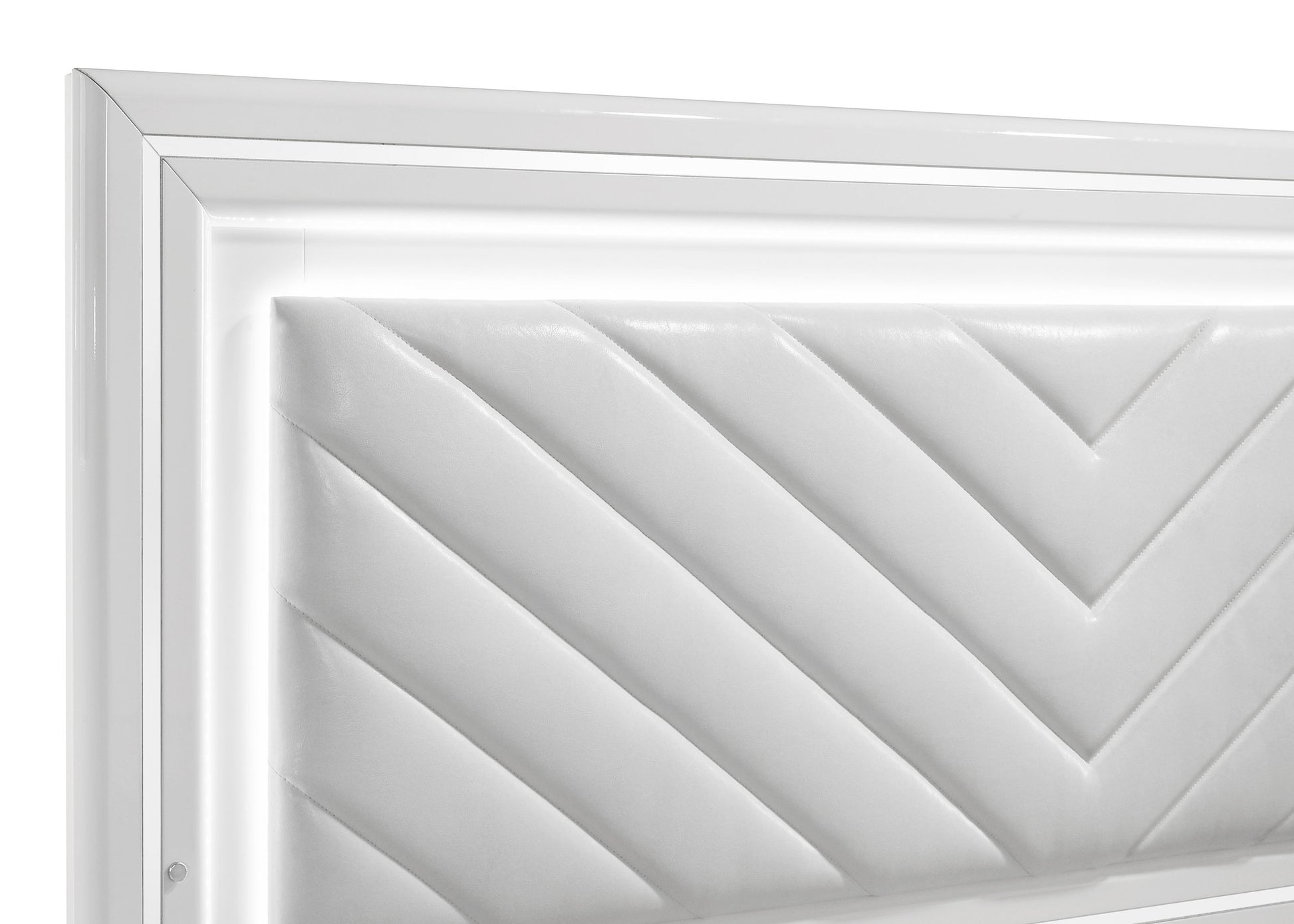 Cassia Eastern King LED Panel Bed White High Gloss - Discount Furniture Connection