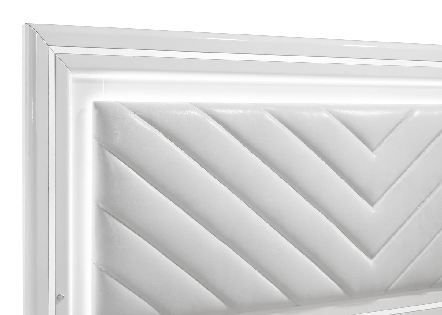 Cassia 4-piece Queen LED Bedroom Set White High Gloss - Discount Furniture Connection