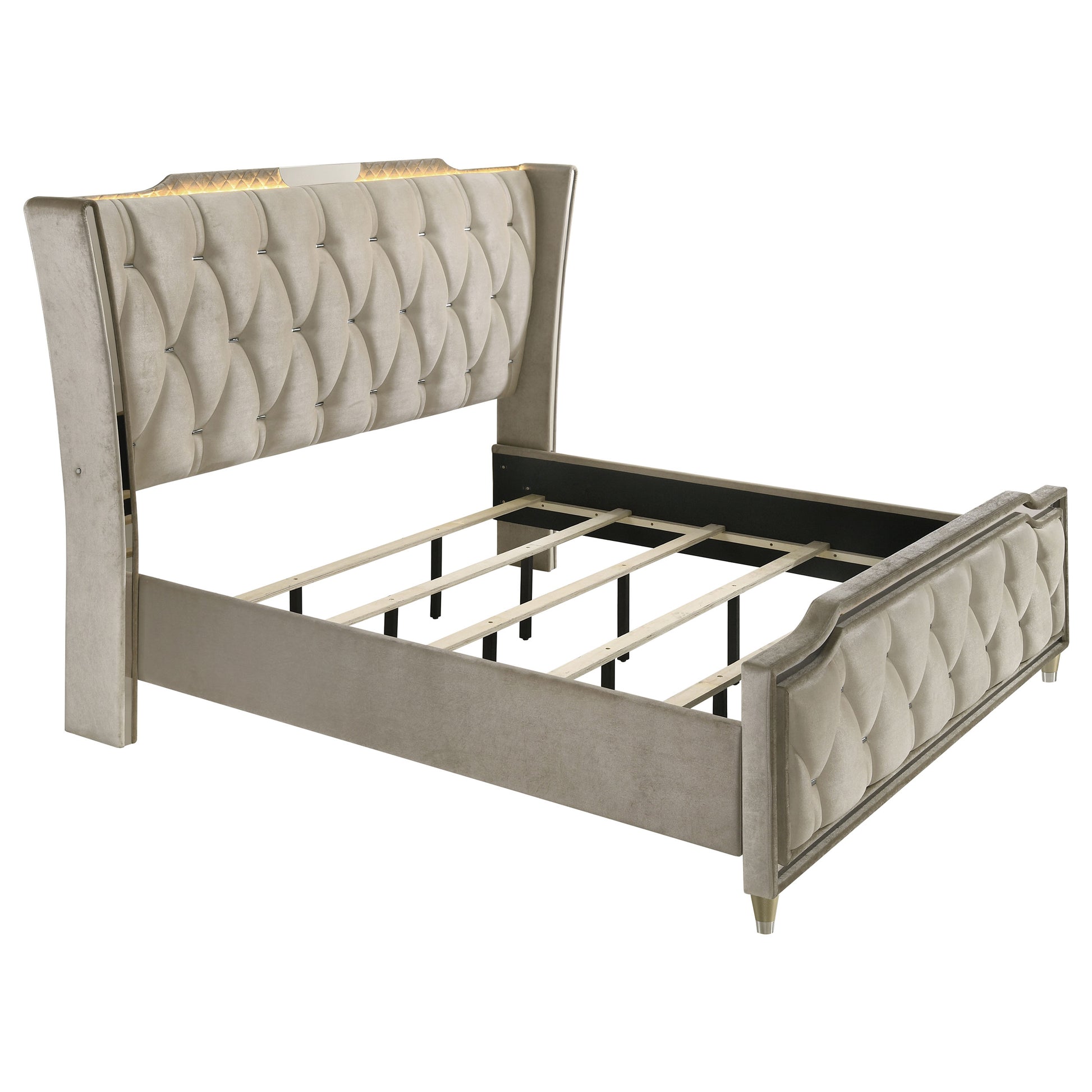 Lorient 5-piece Queen Bedroom Set Ivory and Camel - Discount Furniture Connection
