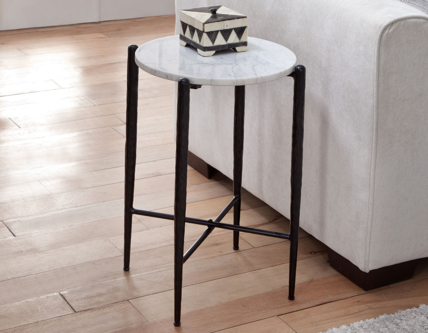 Loxie Solid Marble Top 16″ Round End Table
