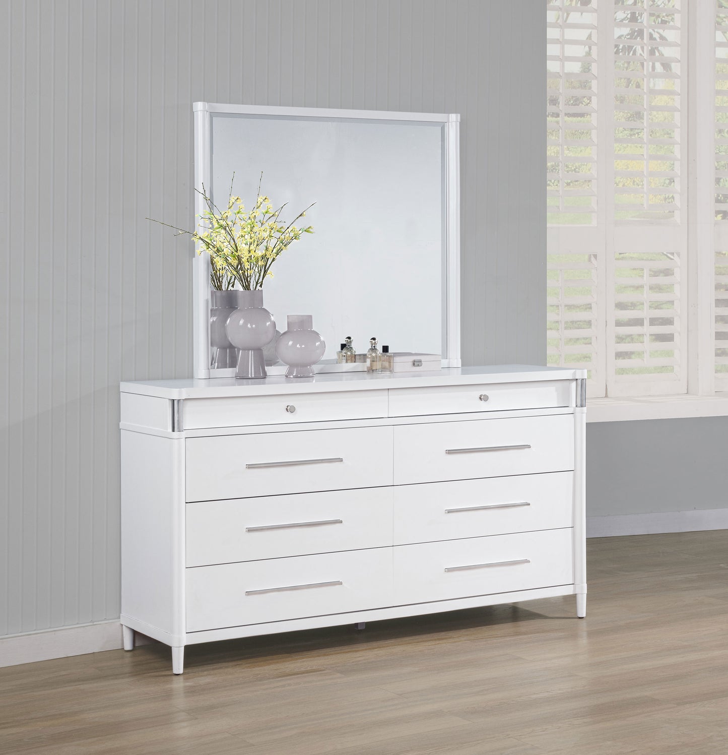 Gracemont 8-drawer Bedroom Dresser with Mirror White - Discount Furniture Connection