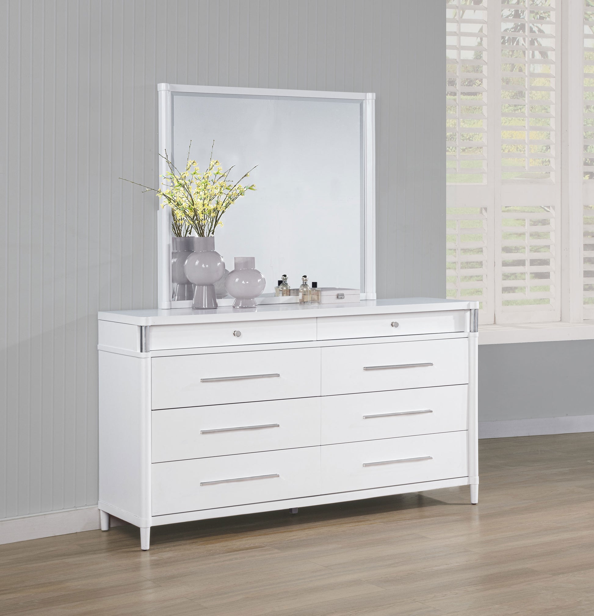 Gracemont 8-drawer Bedroom Dresser with Mirror White - Discount Furniture Connection