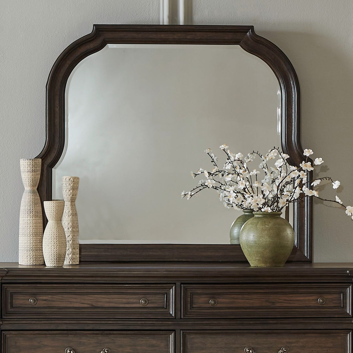 Curved Mirror