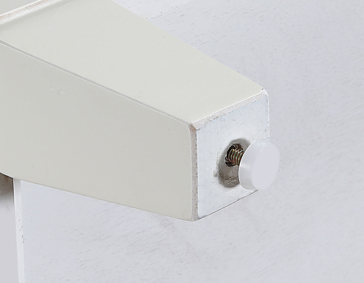 Preston Server, Ivory