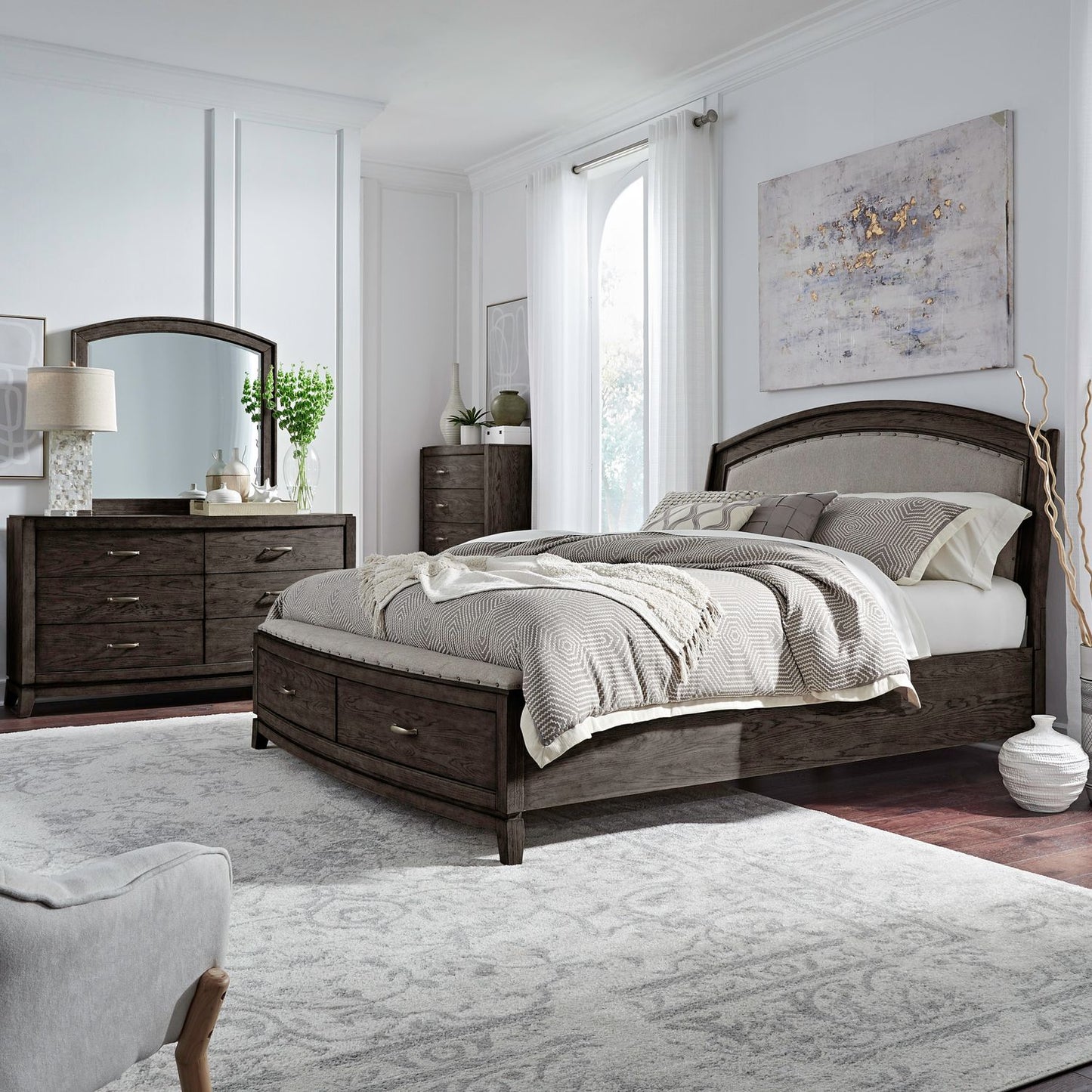 Queen Uph Storage Bed, Dresser & Mirror, Chest