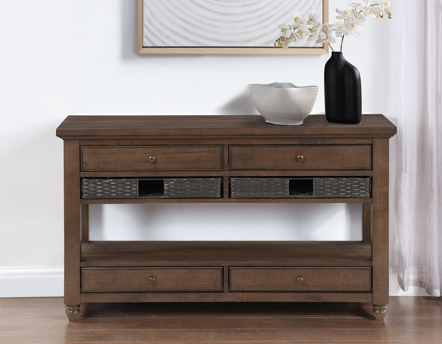 Oliver

Cocktail Table, Castered
End Table
Chairside End Table
Sofa Table