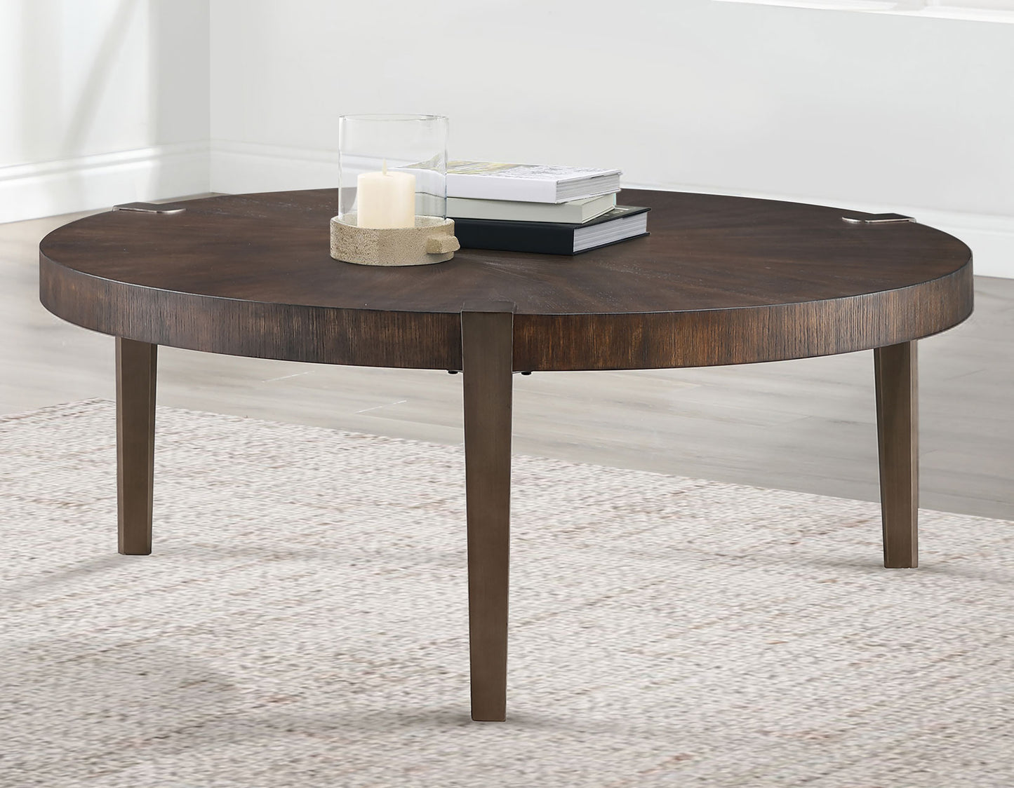 Gracie, Brown

Cocktail Table
End Table