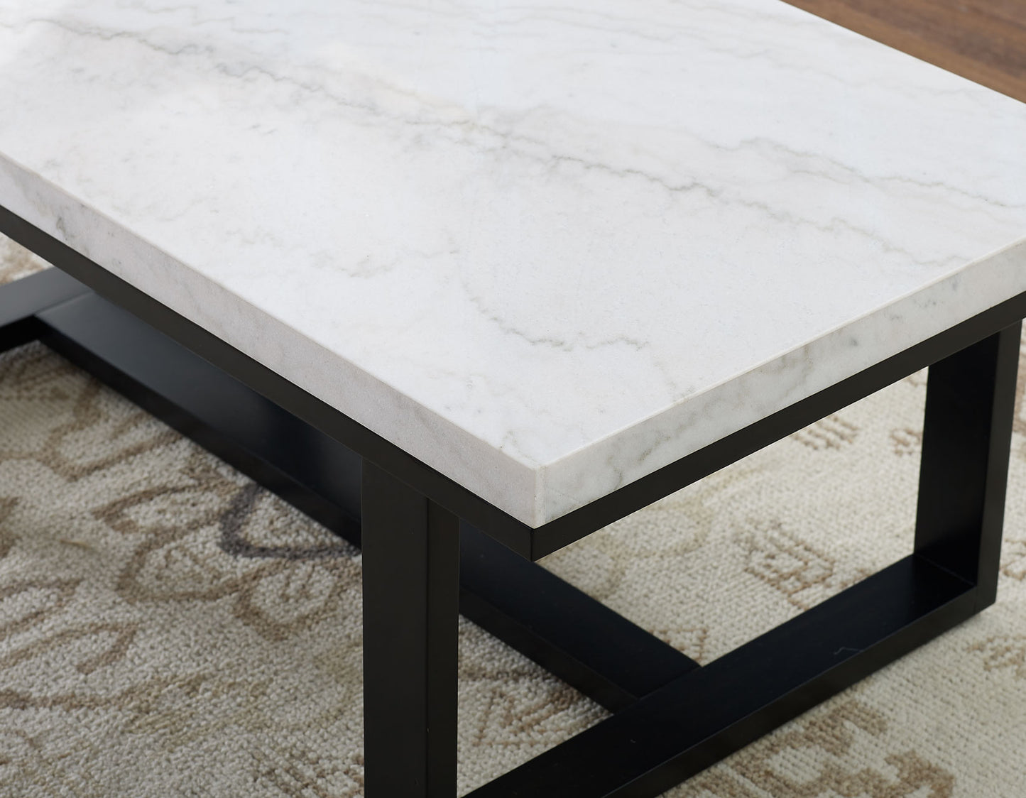 Artemis White Marble

Cocktail Table
End Table