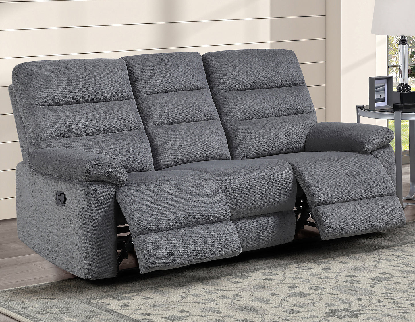 Cozy Manual Reclining

81″ Sofa
59″ Loveseat
Recliner