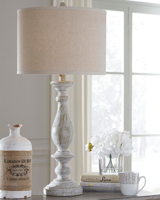 Bernadate Poly Table Lamp (2/CN) - Discount Furniture Connection