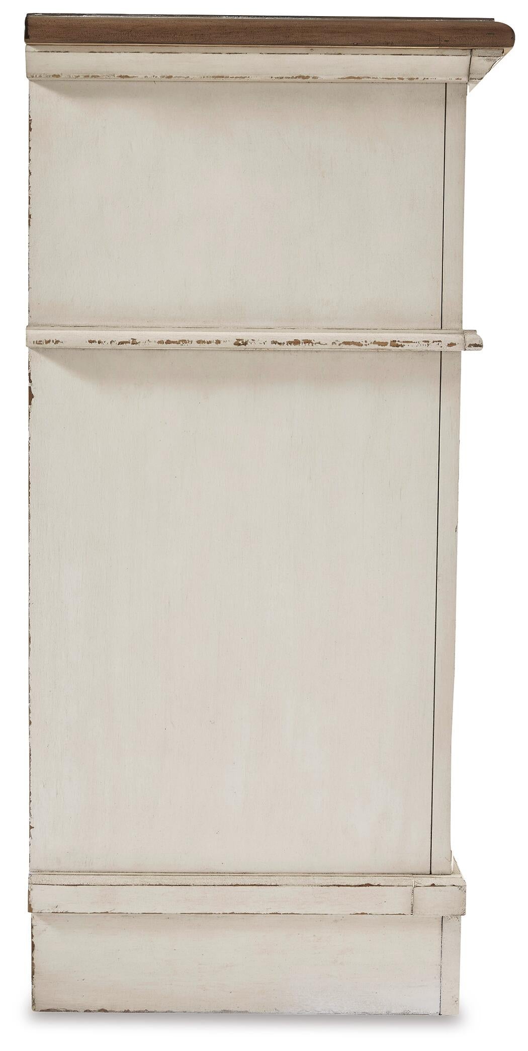 Realyn Dresser and Mirror - Discount Furniture Connection