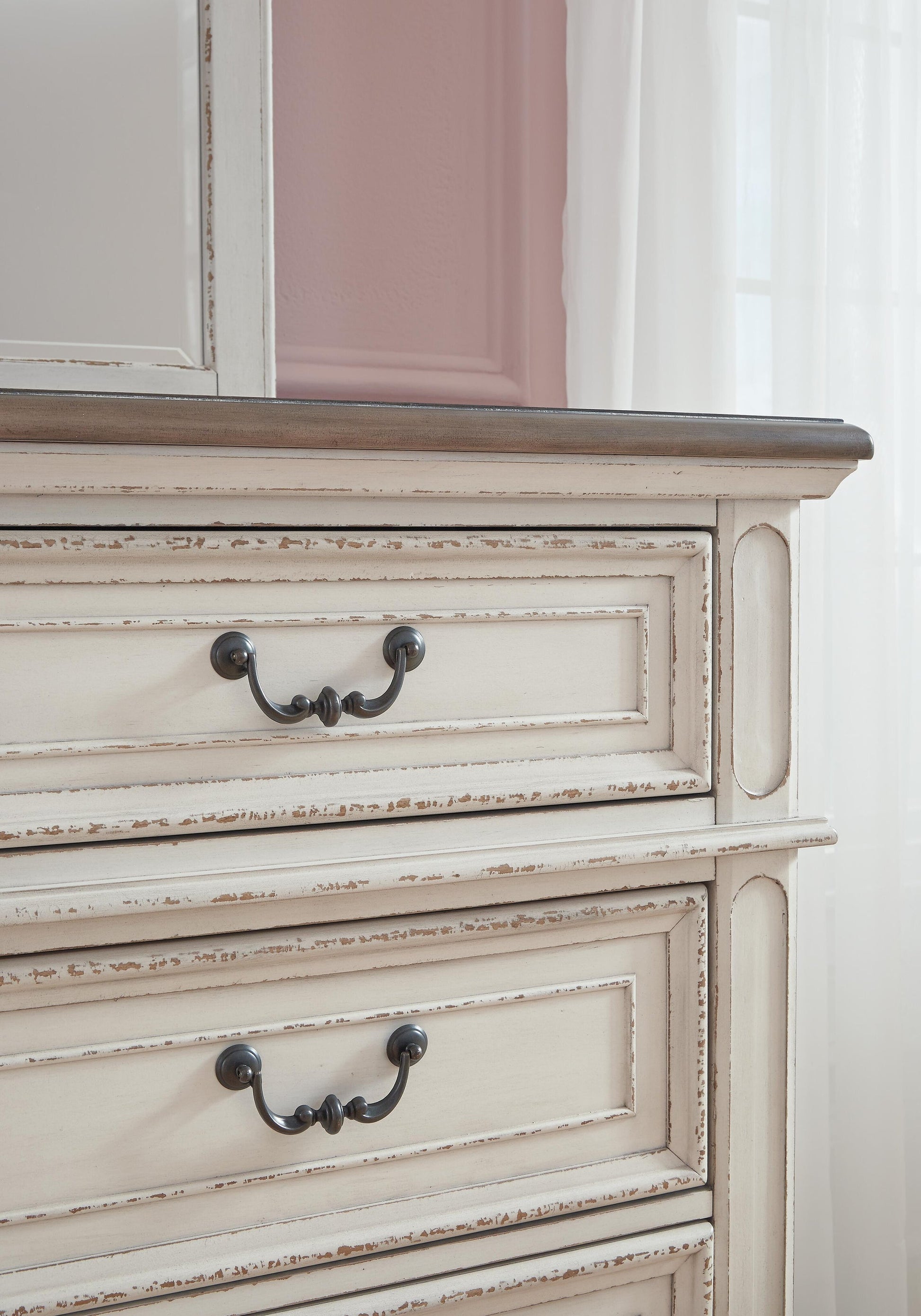 Realyn Dresser and Mirror - Discount Furniture Connection