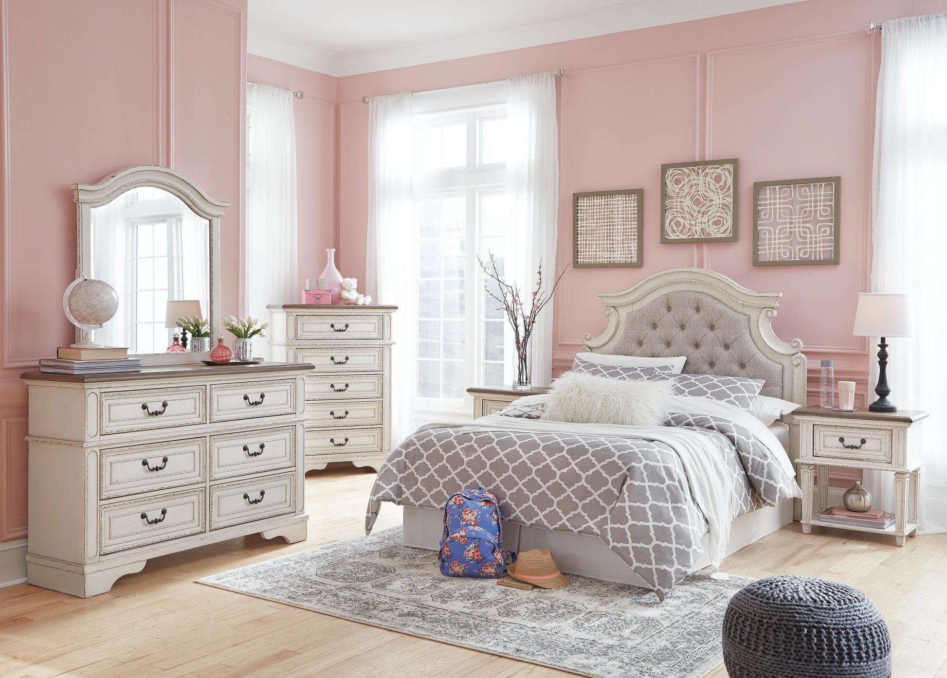 Realyn Dresser and Mirror - Discount Furniture Connection