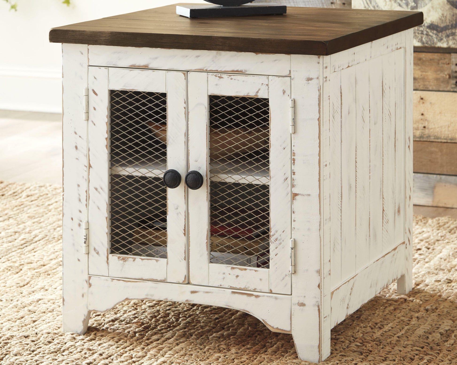 Wystfield Rectangular End Table - Discount Furniture Connection