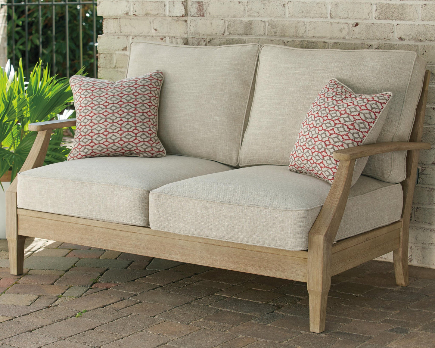 Clare View Loveseat w/Cushion - Discount Furniture Connection