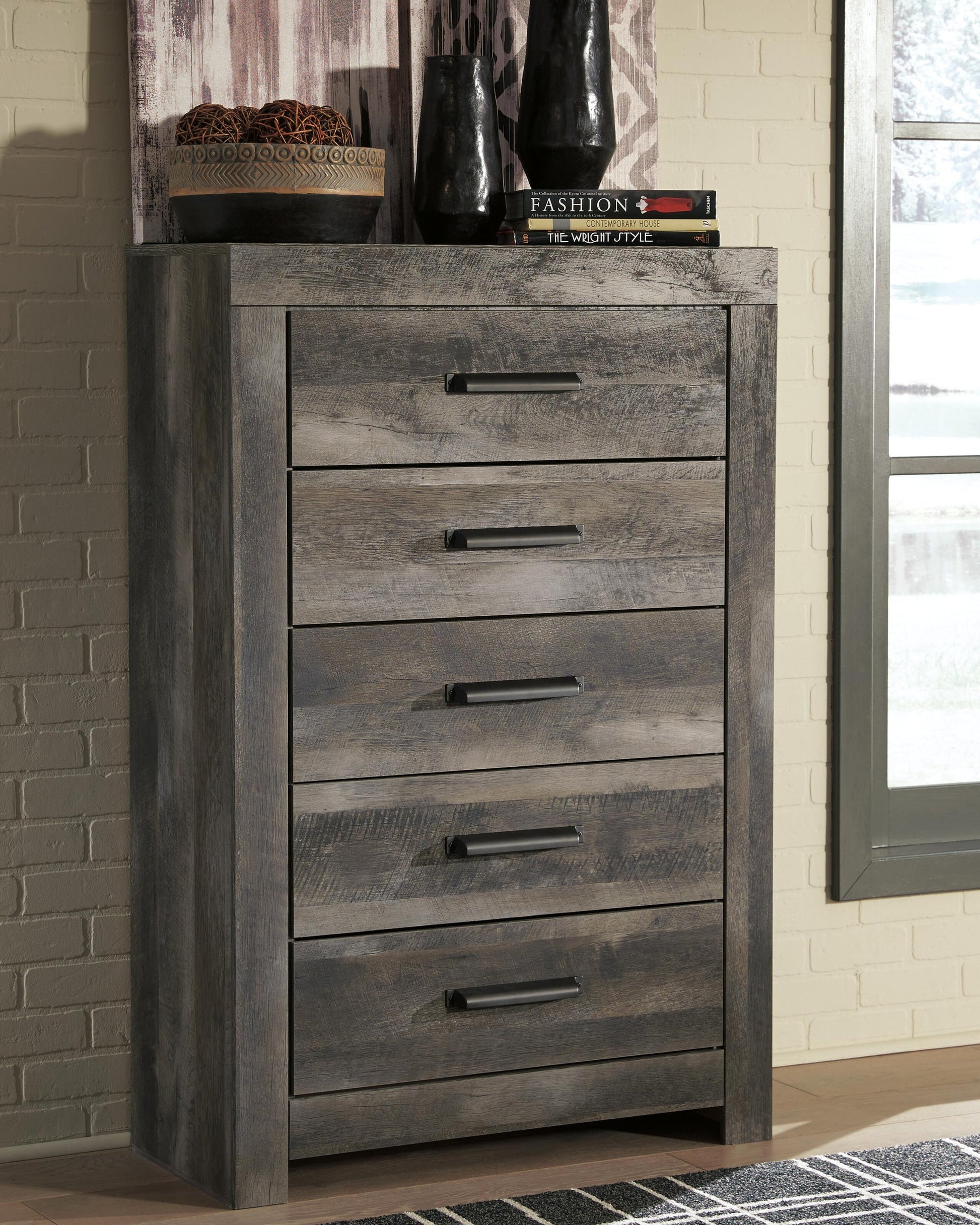 Wynnlow Five Drawer Chest - Discount Furniture Connection