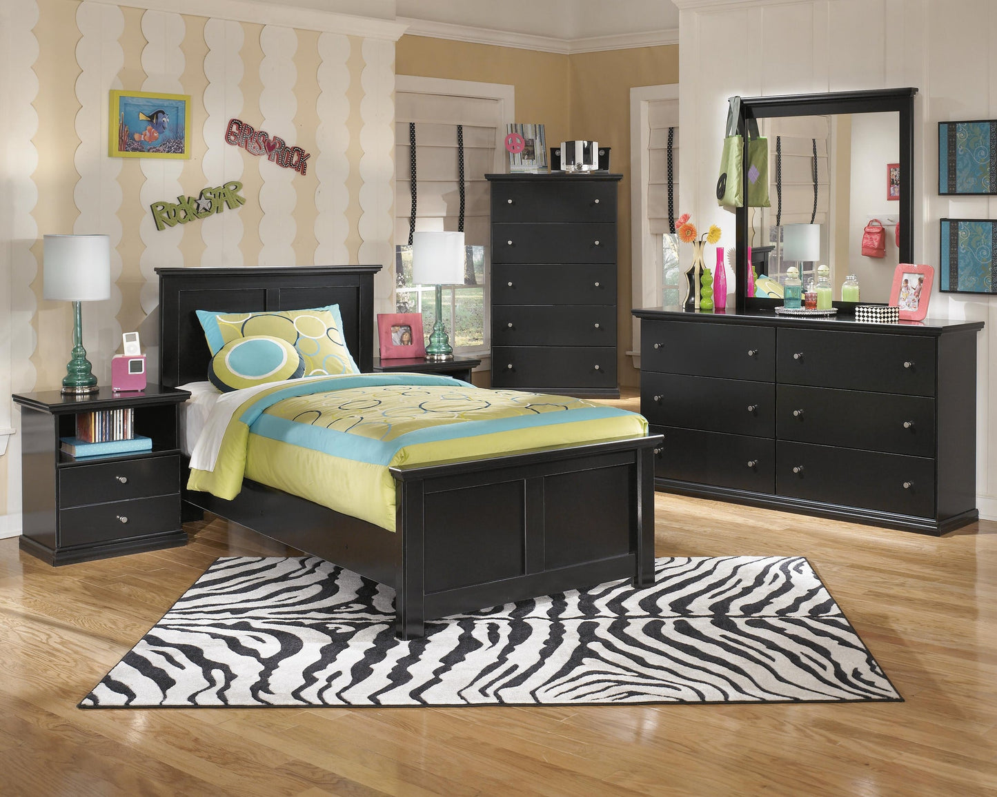 Maribel Five Drawer Chest - Discount Furniture Connection