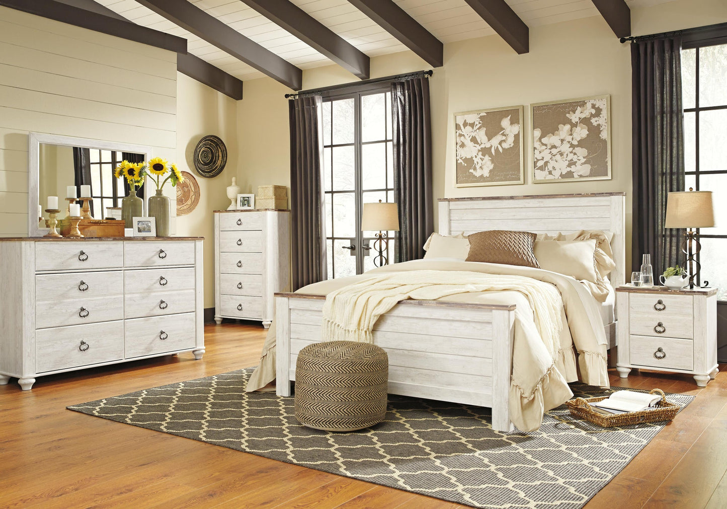 Willowton Dresser and Mirror - Discount Furniture Connection