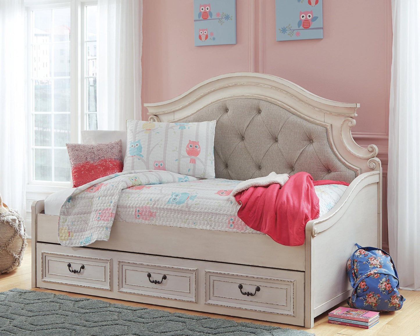 Realyn Twin Day Bed with 1 Large Storage Drawer - Discount Furniture Connection