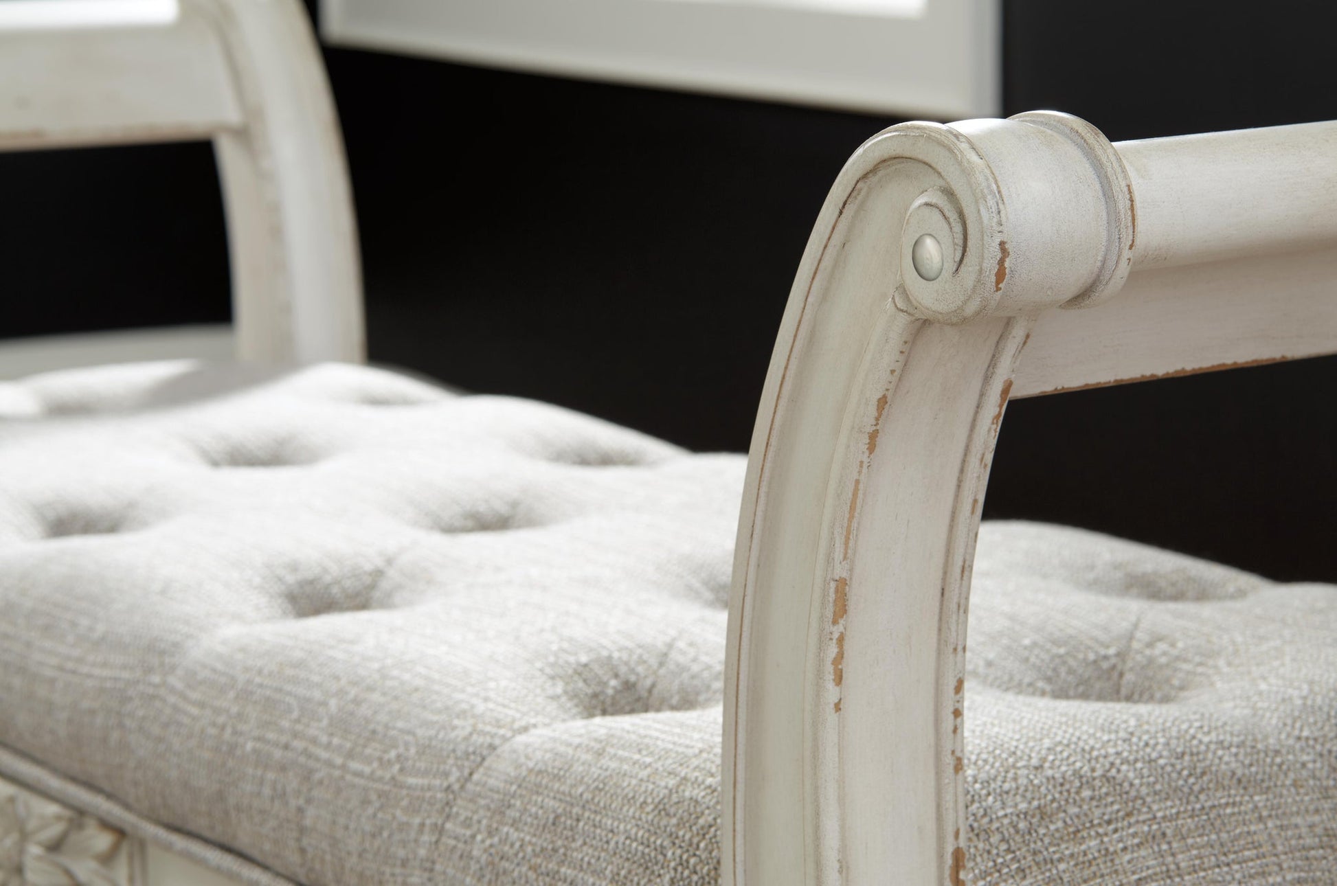 Realyn Accent Bench - Discount Furniture Connection
