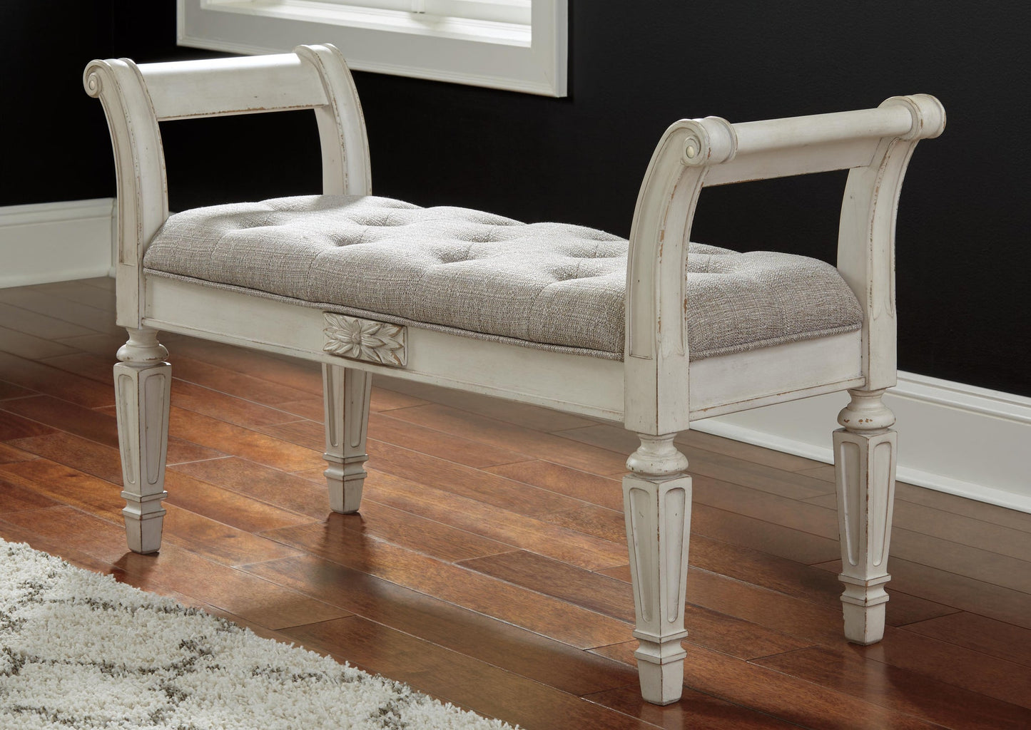 Realyn Accent Bench - Discount Furniture Connection