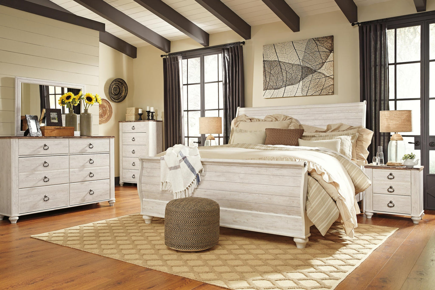 Willowton Five Drawer Chest - Discount Furniture Connection
