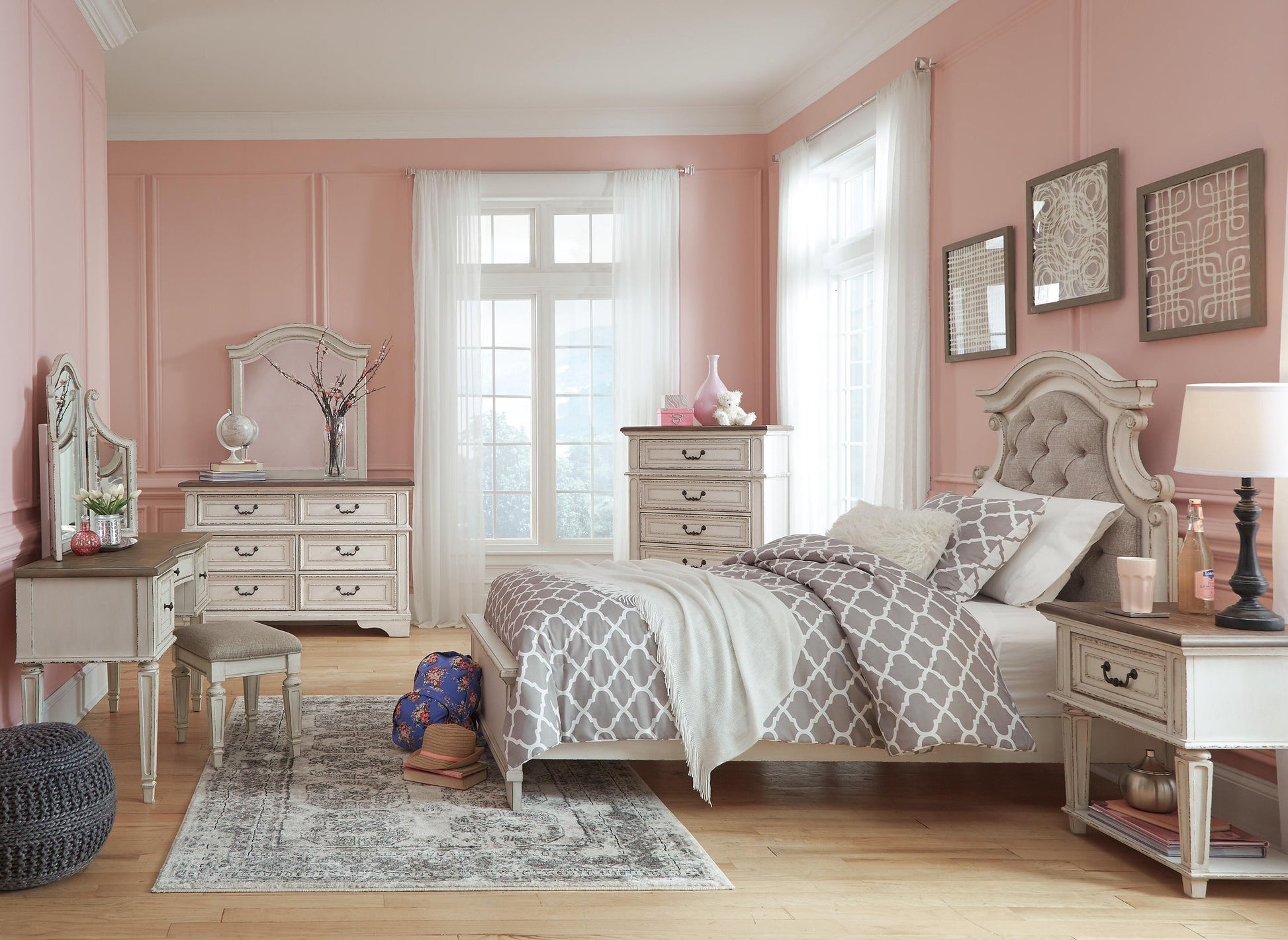 Realyn Chest - Discount Furniture Connection