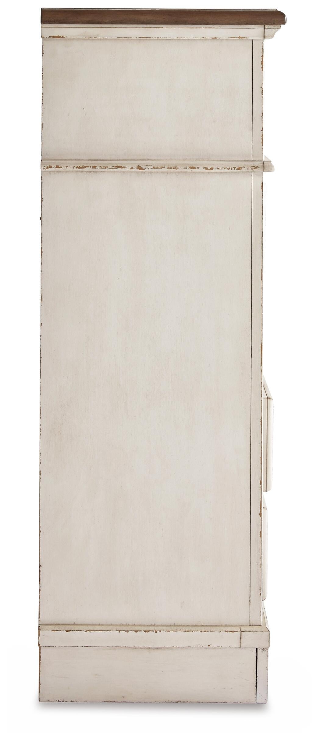 Realyn Chest - Discount Furniture Connection