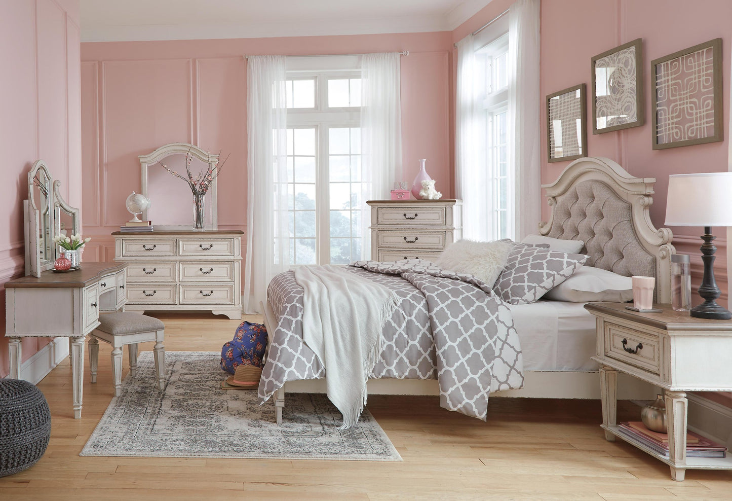 Realyn Chest - Discount Furniture Connection