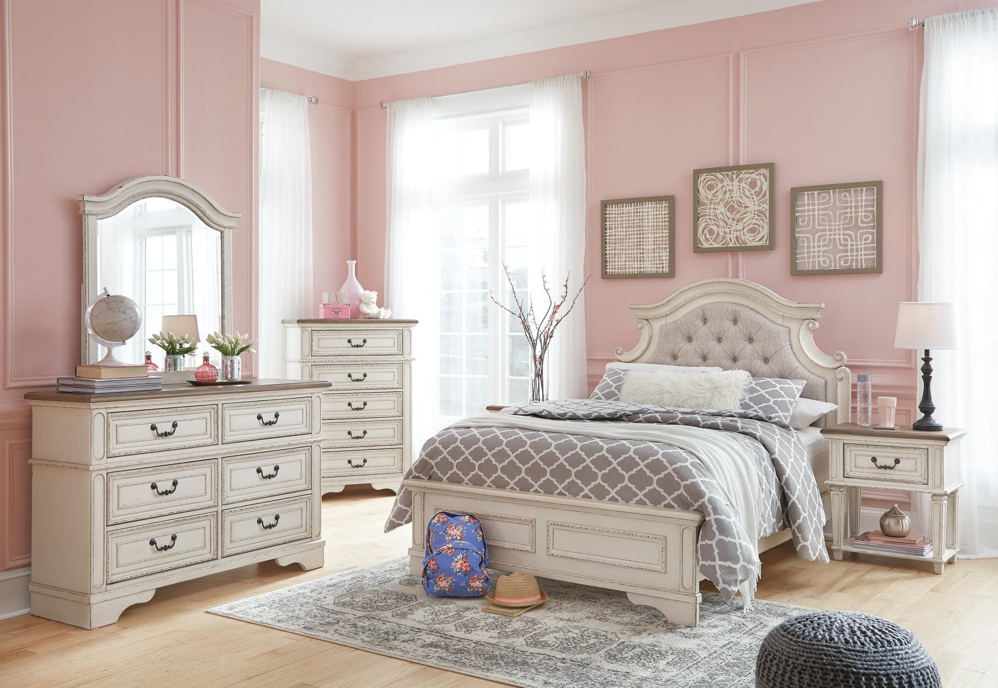 Realyn Chest - Discount Furniture Connection