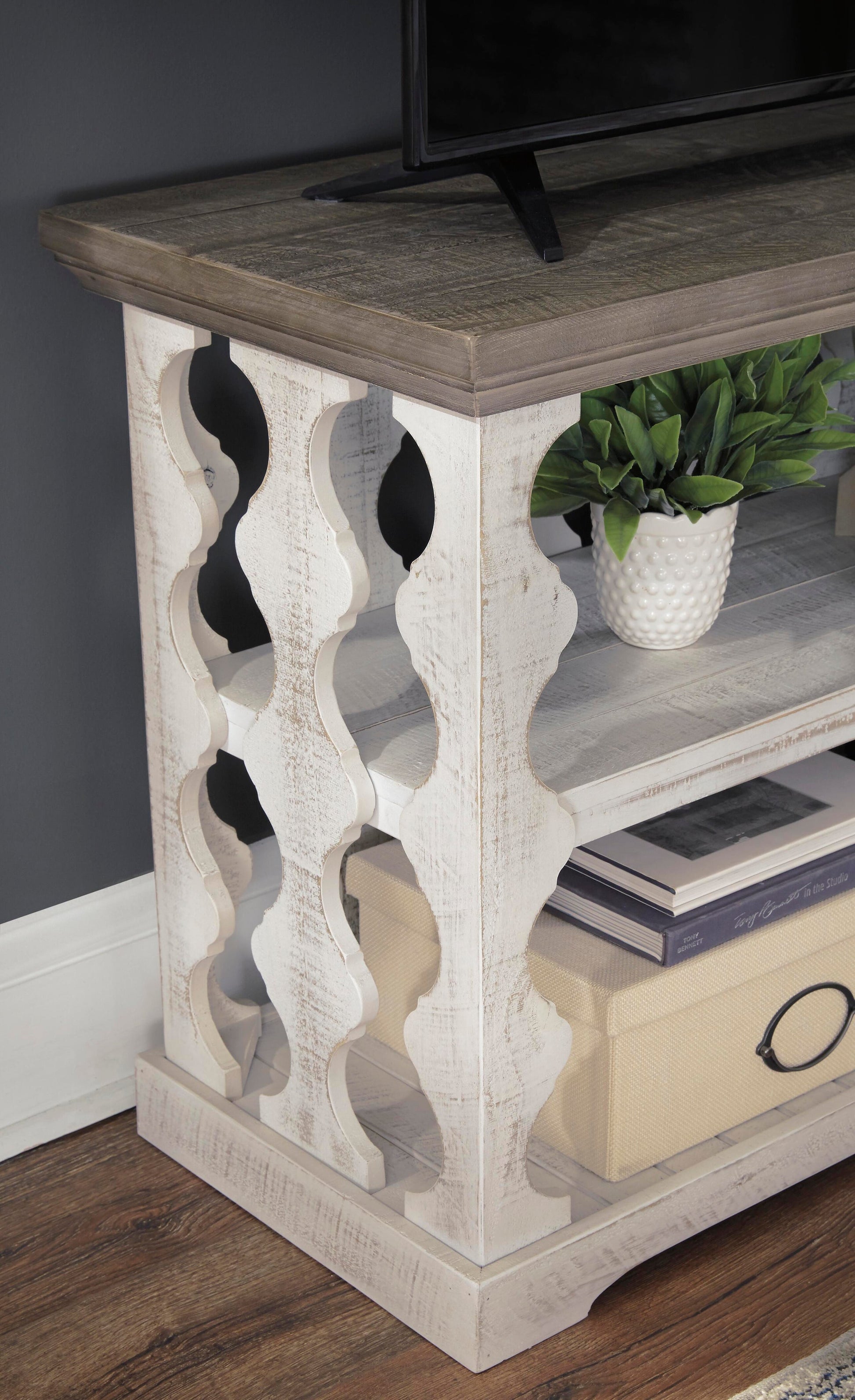 Havalance Console Sofa Table - Discount Furniture Connection