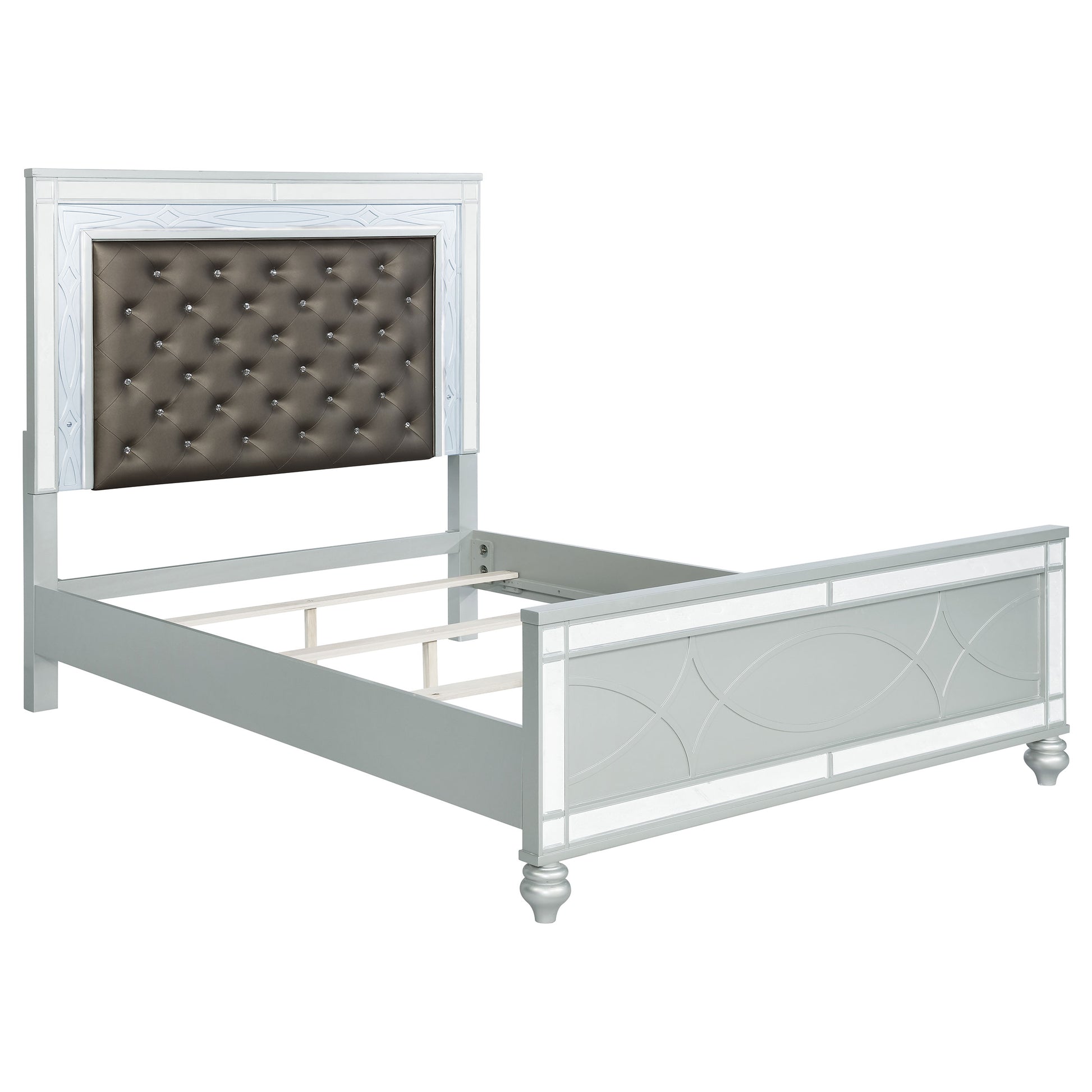 Gunnison 5-piece Queen Bedroom Set Silver Metallic - Discount Furniture Connection